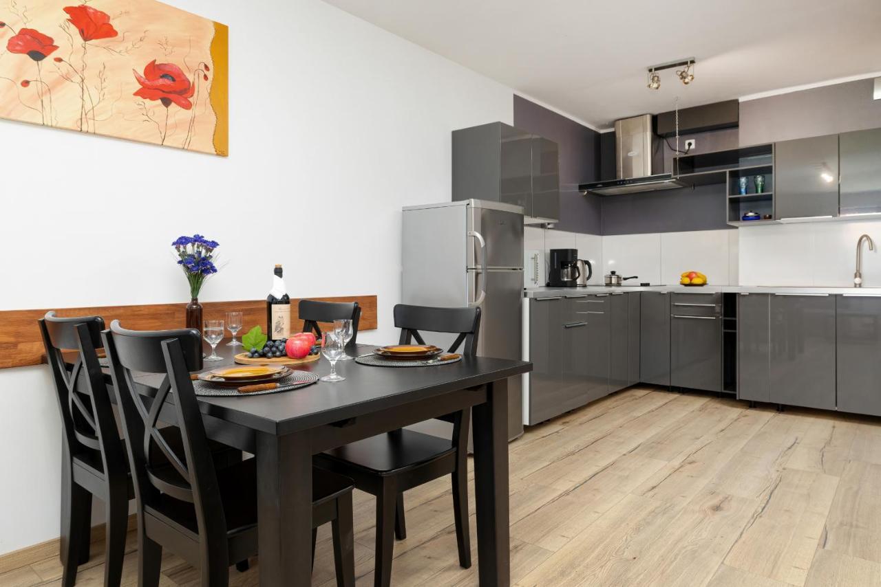 Apartamenty Wisniowy Sad By Noclegi Renters Kolberg Exterior foto